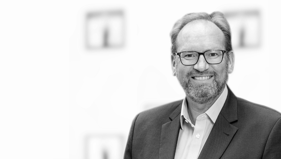 Blue Advisory-Bild Heiko Frank grau 4